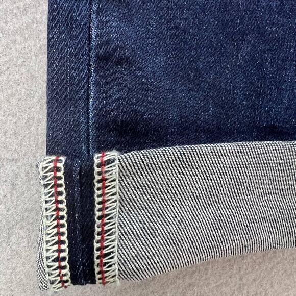 NWT Silver Jeans Co. Suki Capri Women's Jean Capri Size W28 L22.5 Mid Rise - Picture 2 of 16